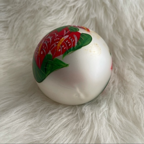 Glass Ornament Anthurium Hawaiian Christmas Tree - Picture 7 of 9